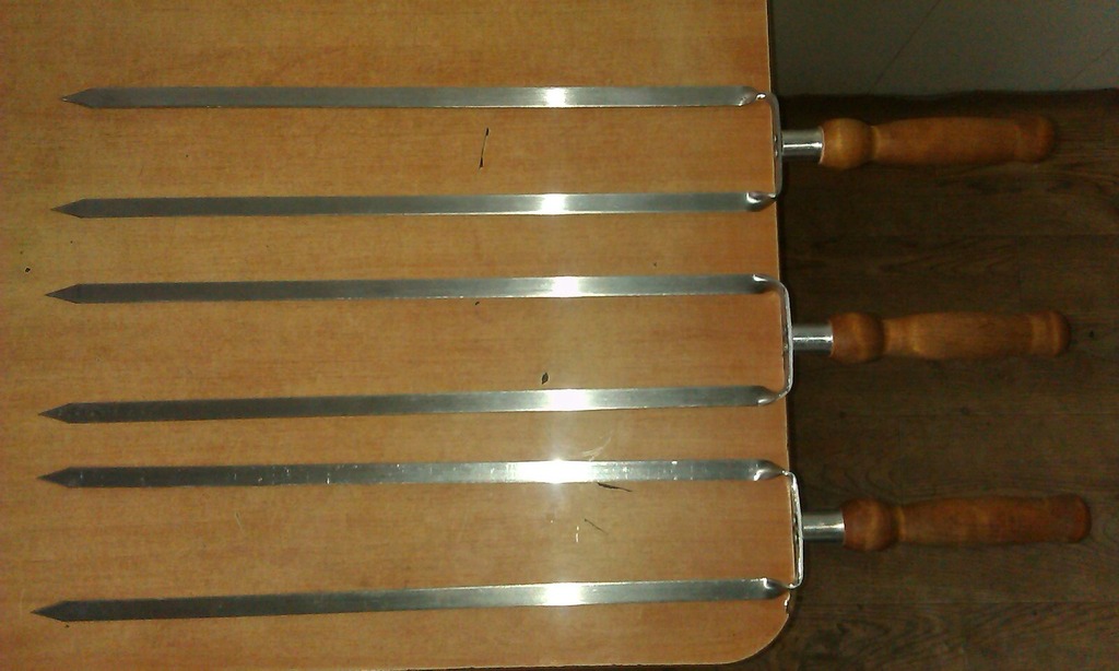 Шампур КМ двойной с деревянной ручкой, 45 см